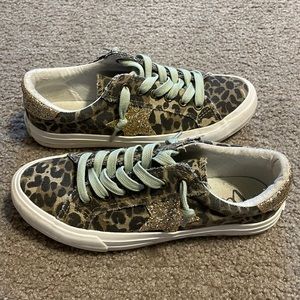 Very G Leopard and glitter star fashion sneakers